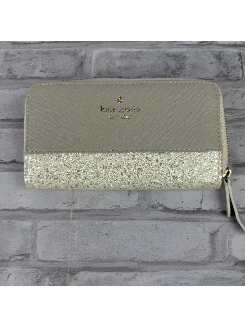 Kate Spade Beige/White Glitter Wallet  Zip Around New Without Tags